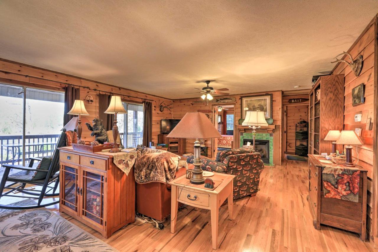 Lakefront Sparta Cottage With Decks And Boat Dock Exterior photo